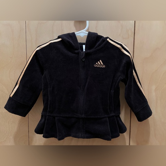 NEW ADIDAS BABY SET - Picture 1 of 8